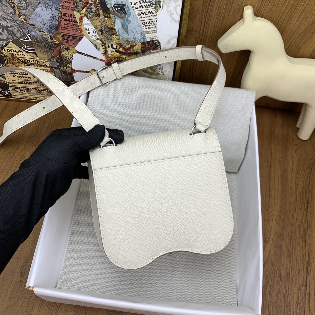 에르메스 델라 카발레리아 미니 앱송 나타